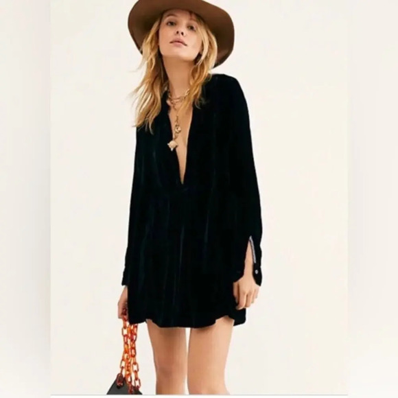 Free People x CP Shades Jacey Black Velvet Mini Dress Extra Small - Picture 1 of 7